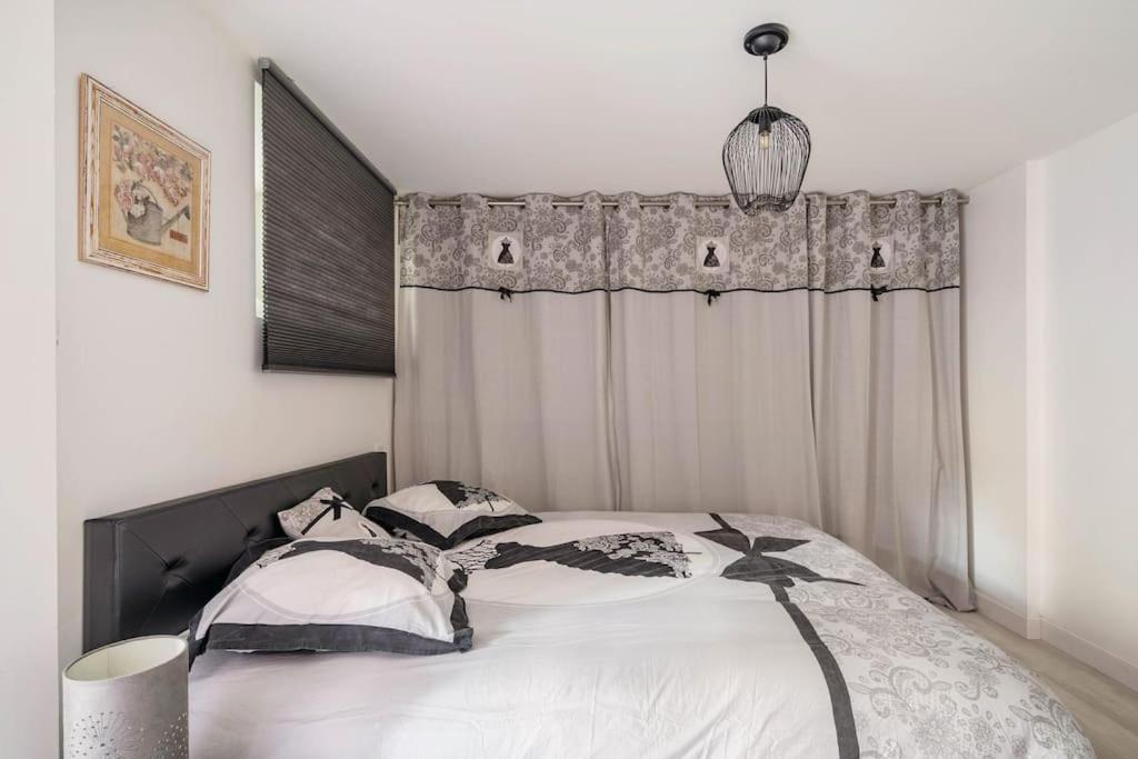 Superbe Appartement Avec Parking Gratuit 隆勒索涅 外观 照片