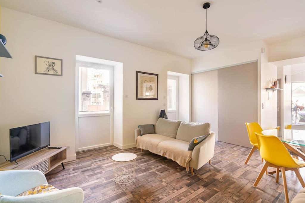 Superbe Appartement Avec Parking Gratuit 隆勒索涅 外观 照片